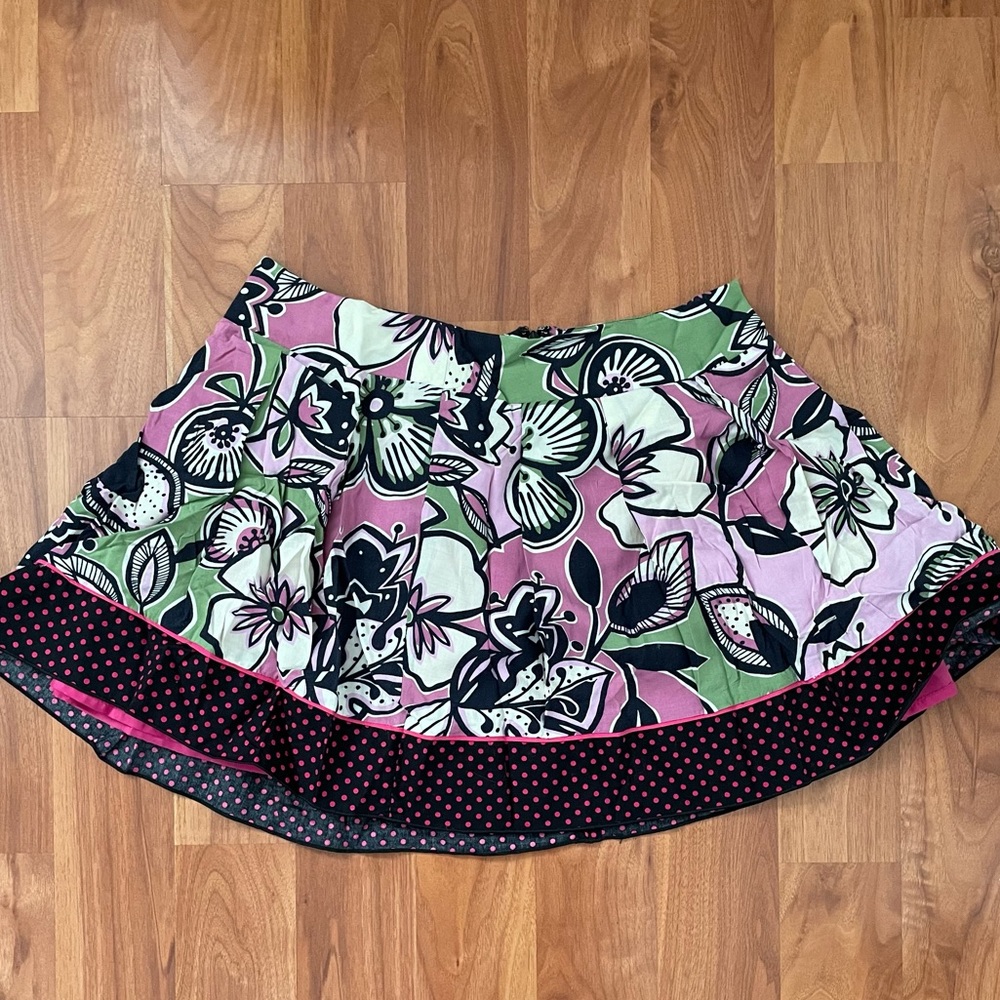 Y2k skater girl style vintage Forever 21 floral skirt